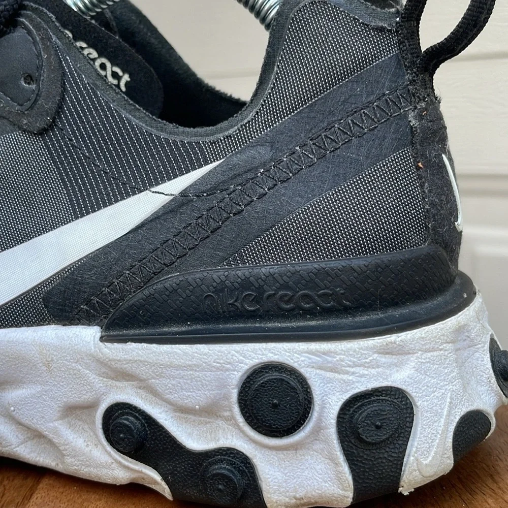 Nike Black & White Athletic Shoes - Picture 15 of 15